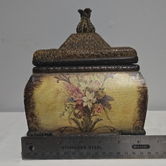 Floral Decorative Box with Lid - Picture 9 of 12